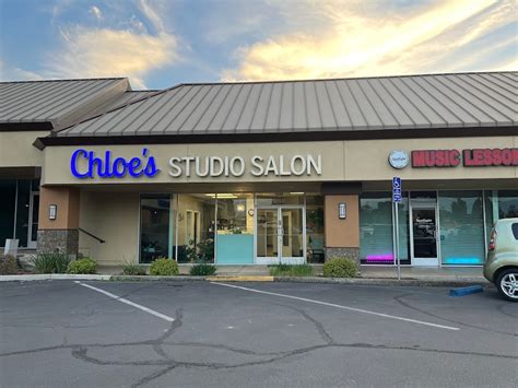 chloe's studio salon